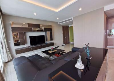 3 bed Condo in Menam Residences Wat Phraya Krai Sub District C016993