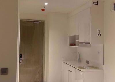 1 bed Condo in Ashton Silom Suriyawong Sub District C016984