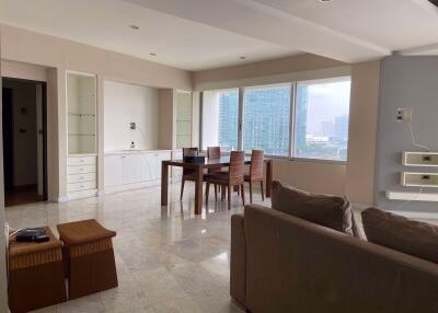 3 bed Condo in Supakarn Condominium Khlong Ton Sai Sub District C016978