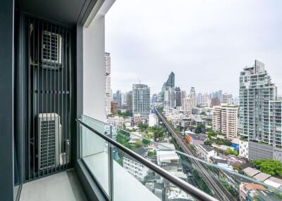 1 bed Condo in BEATNIQ Sukhumvit 32 Khlongtan Sub District C016974