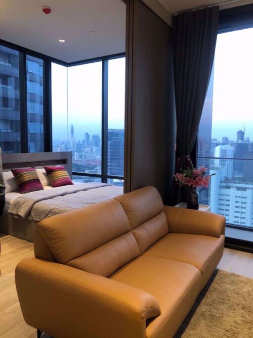 1 bed Condo in Ashton Silom Suriyawong Sub District C016969