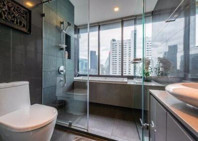 1 bed Condo in M Silom Suriyawong Sub District C016968