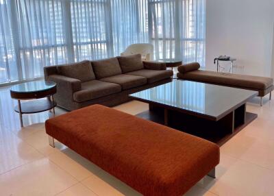 3 bed Condo in Athenee Residence Lumphini Sub District C016944