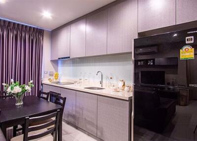 2 bed Condo in Rhythm Sukhumvit 36-38 Phra Khanong Sub District C016917