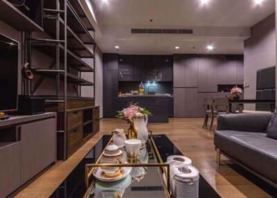 3 bed Condo in The Diplomat Sathorn Silom Sub District C016916