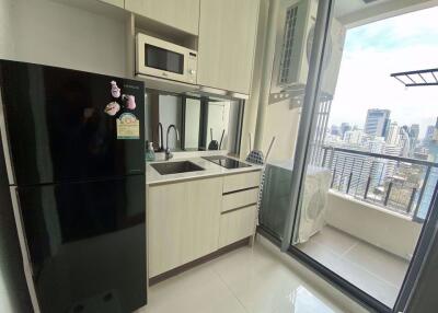 Studio bed Condo in Q Asoke Ratchathewi District C016888