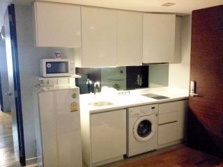 1 bed Condo in Quad Silom Silom Sub District C016885