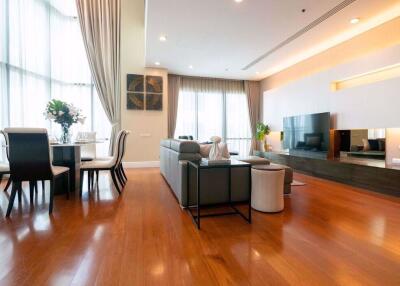 3 bed Duplex in Bright Sukhumvit 24 Khlongtan Sub District D016884