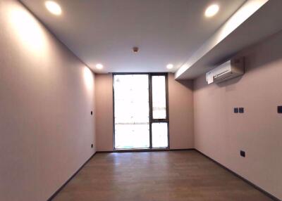 2 bed Condo in Klass Condo Siam Wang Mai Sub District C016881