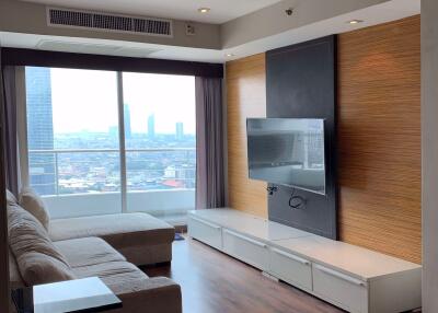 2 bed Condo in Supalai River Place Banglamphulang Sub District C016880