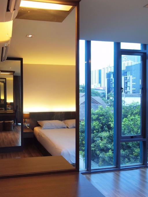 2 bed Condo in Prom Phaholyothin 2 Phayathai District C016863