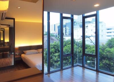 2 bed Condo in Prom Phaholyothin 2 Phayathai District C016863