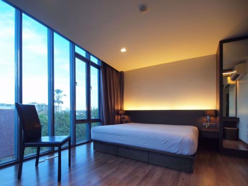 2 bed Condo in Prom Phaholyothin 2 Phayathai District C016863