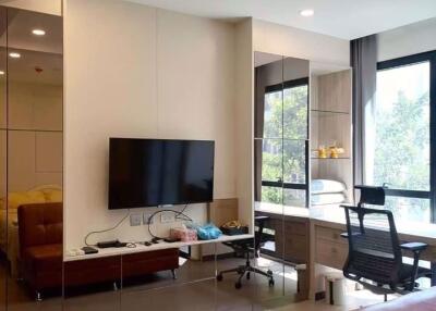 1 bed Condo in Ashton Chula - Silom Mahaphruettharam Sub District C016858