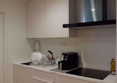 1 bed Condo in Silom Suite Silom Sub District C016850