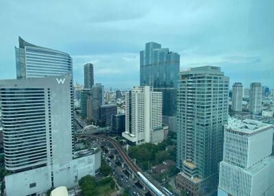 1 bed Condo in Silom Suite Silom Sub District C016850