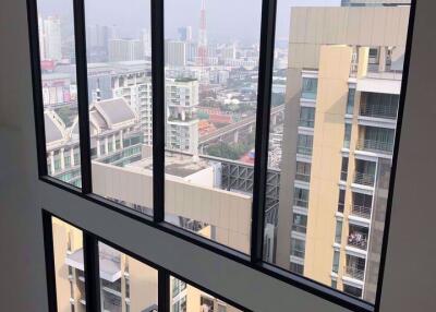 1 bed Duplex in Ideo Mobi Asoke Bangkapi Sub District D016837