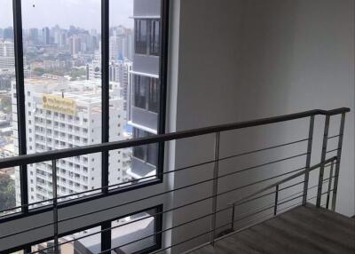 1 bed Duplex in Ideo Mobi Asoke Bangkapi Sub District D016837