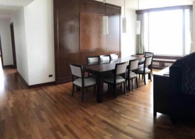 3 bed Condo in All Season Mansion Lumphini Sub District C016832