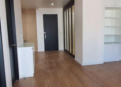 2 bed Condo in CitiSmart Sukhumvit 18 Khlongtoei Sub District C016825