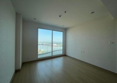 2 bed Condo in Supalai Riva Grande Yan Nawa District C016806