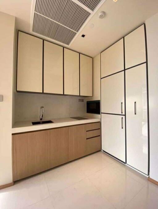 1 bed Condo in BEATNIQ Sukhumvit 32 Khlongtan Sub District C016805