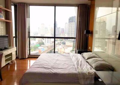 2 bed Condo in The Address Sukhumvit 28 Khlongtan Sub District C016802