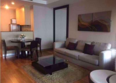 2 bed Condo in Sathorn Gardens Thungmahamek Sub District C016785