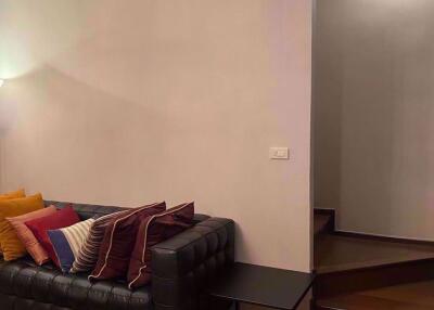 1 bed Duplex in Noble Remix2 Khlongtan Sub District D016784