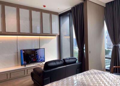 1 bed Condo in Ashton Silom Suriyawong Sub District C016760