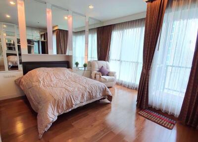 Studio bed Condo in The Address Chidlom Lumphini Sub District C016747