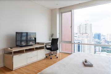 2 bed Condo in Fullerton Sukhumvit Khlongtoei Sub District C016734