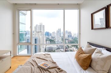 2 bed Condo in Fullerton Sukhumvit Khlongtoei Sub District C016734