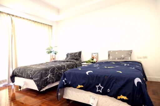 5 bed Condo in SanguanSap Mansion Yan Nawa Sub District C016727