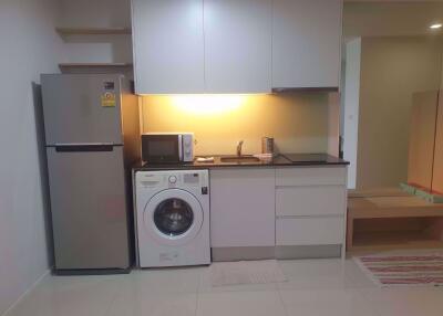 3 bed Condo in 15 Sukhumvit Residences Khlong Toei Nuea Sub District C016707