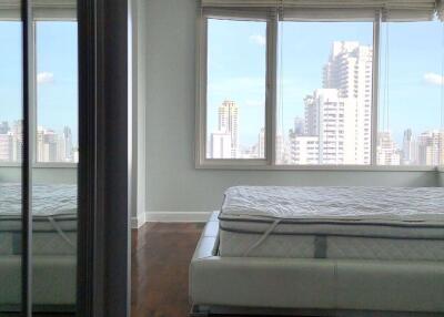 3 bed Condo in Baan Siri Thirty One Khlong Toei Nuea Sub District C016706