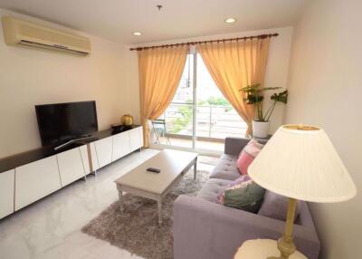 2 bed Condo in Serene Place Sukhumvit 24 Khlongtan Sub District C016699