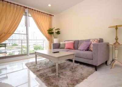 2 bed Condo in Serene Place Sukhumvit 24 Khlongtan Sub District C016699