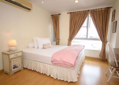 2 bed Condo in Serene Place Sukhumvit 24 Khlongtan Sub District C016699