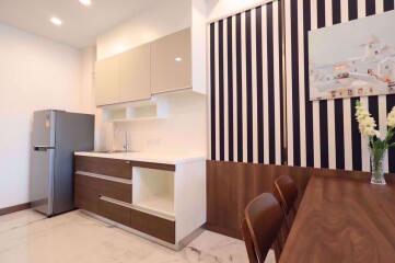 1 bed Condo in Supalai Elite Surawong Si Phraya Sub District C016693