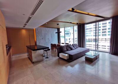 2 bed Condo in Saladaeng Residences Silom Sub District C016669