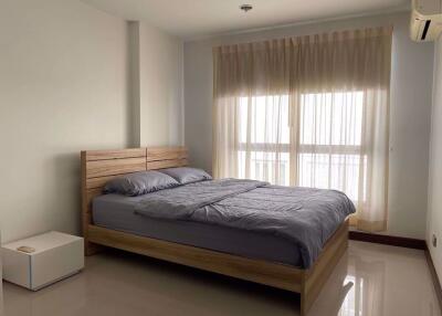 2 bed Condo in Silom City Resort Bang Rak District C016661