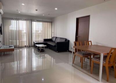 2 bed Condo in Silom City Resort Bang Rak District C016661