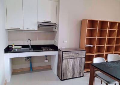 2 bed Condo in CitiSmart Sukhumvit 18 Khlongtoei Sub District C016658