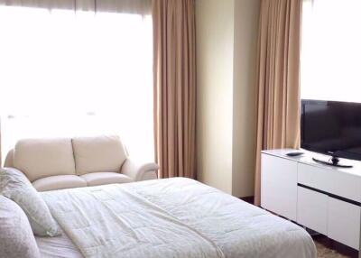 2 bed Condo in The Address Chidlom Lumphini Sub District C016647