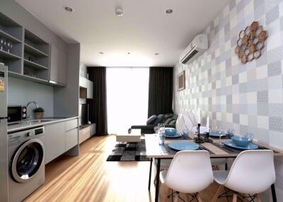 2 bed Condo in Noble Revo Silom Silom Sub District C016631