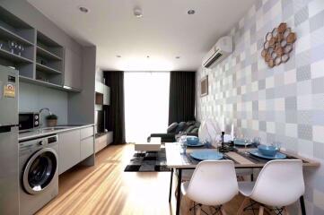 2 bed Condo in Noble Revo Silom Silom Sub District C016631