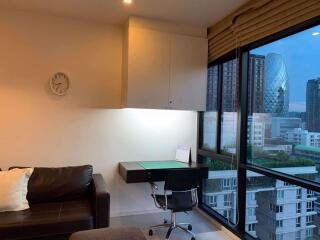 2 bed Condo in Noble Reflex Samsennai Sub District C016621