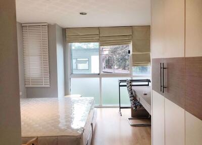 2 bed Condo in Serene Place Sukhumvit 24 Khlongtan Sub District C016553