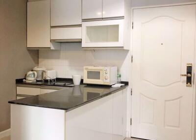 2 bed Condo in Serene Place Sukhumvit 24 Khlongtan Sub District C016553